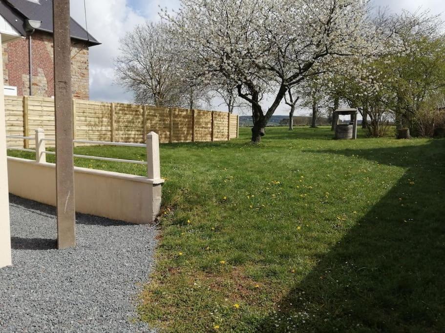 Le Tiluce Villa Les Monts d'Aunay Luaran gambar
